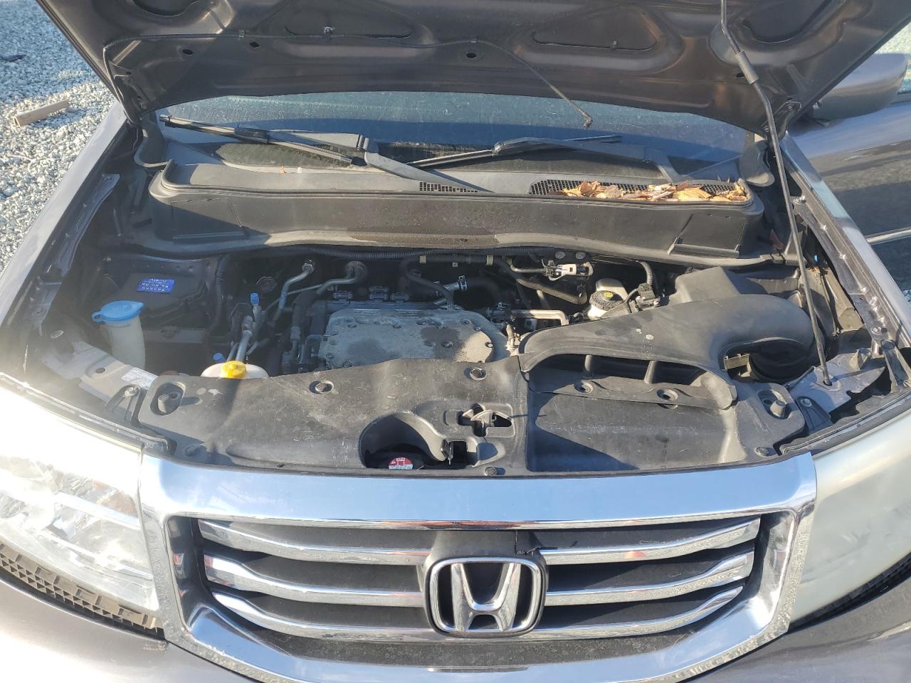 2014 Honda Pilot - Image 13