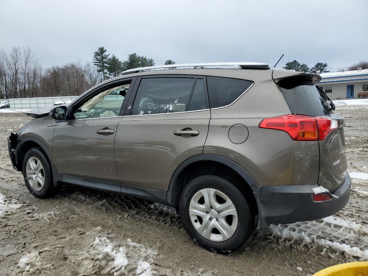 2015 Toyota RAV 4 - Image 2
