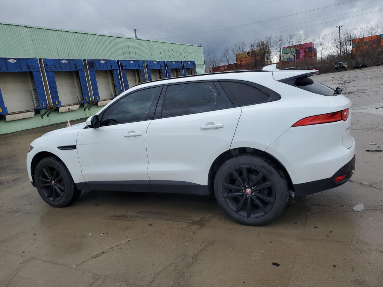 VIN SADCK2FX7JA270396 2018 JAGUAR F-PACE no.2