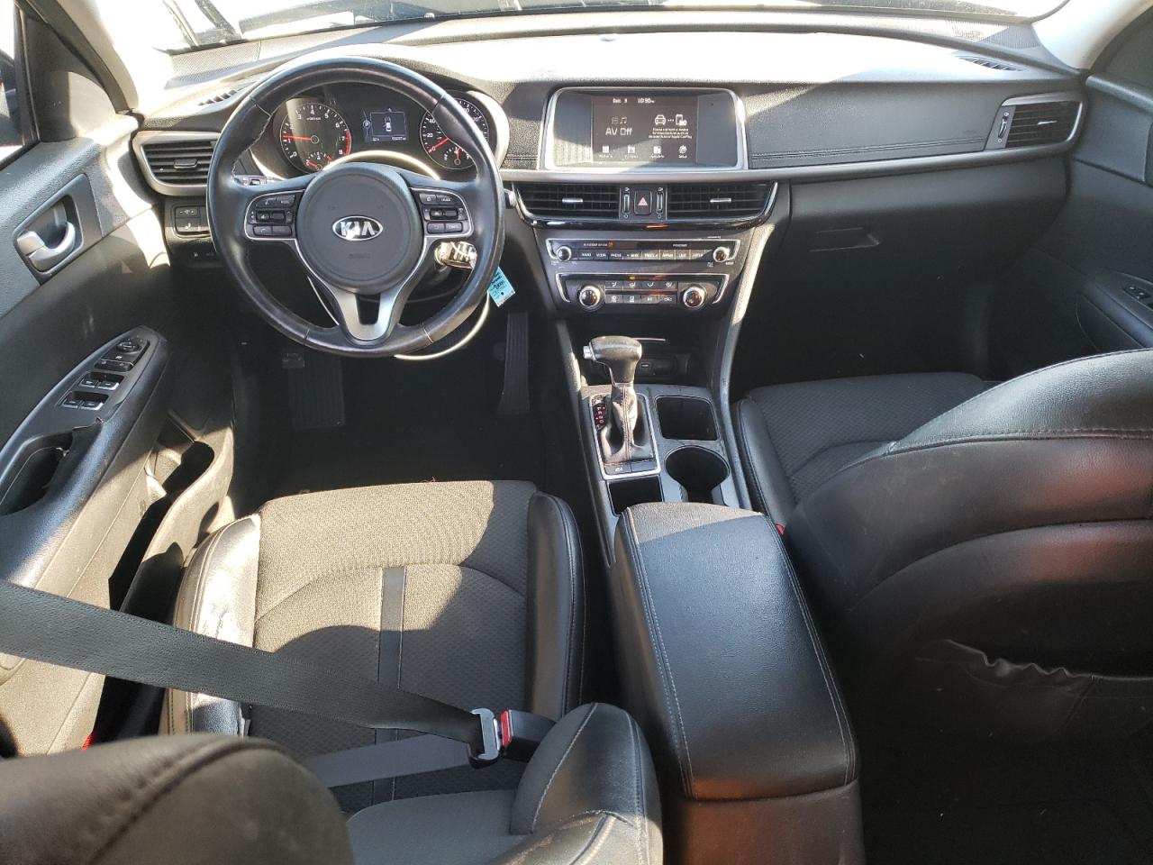 VIN 5XXGT4L30JG241009 2018 KIA OPTIMA no.8