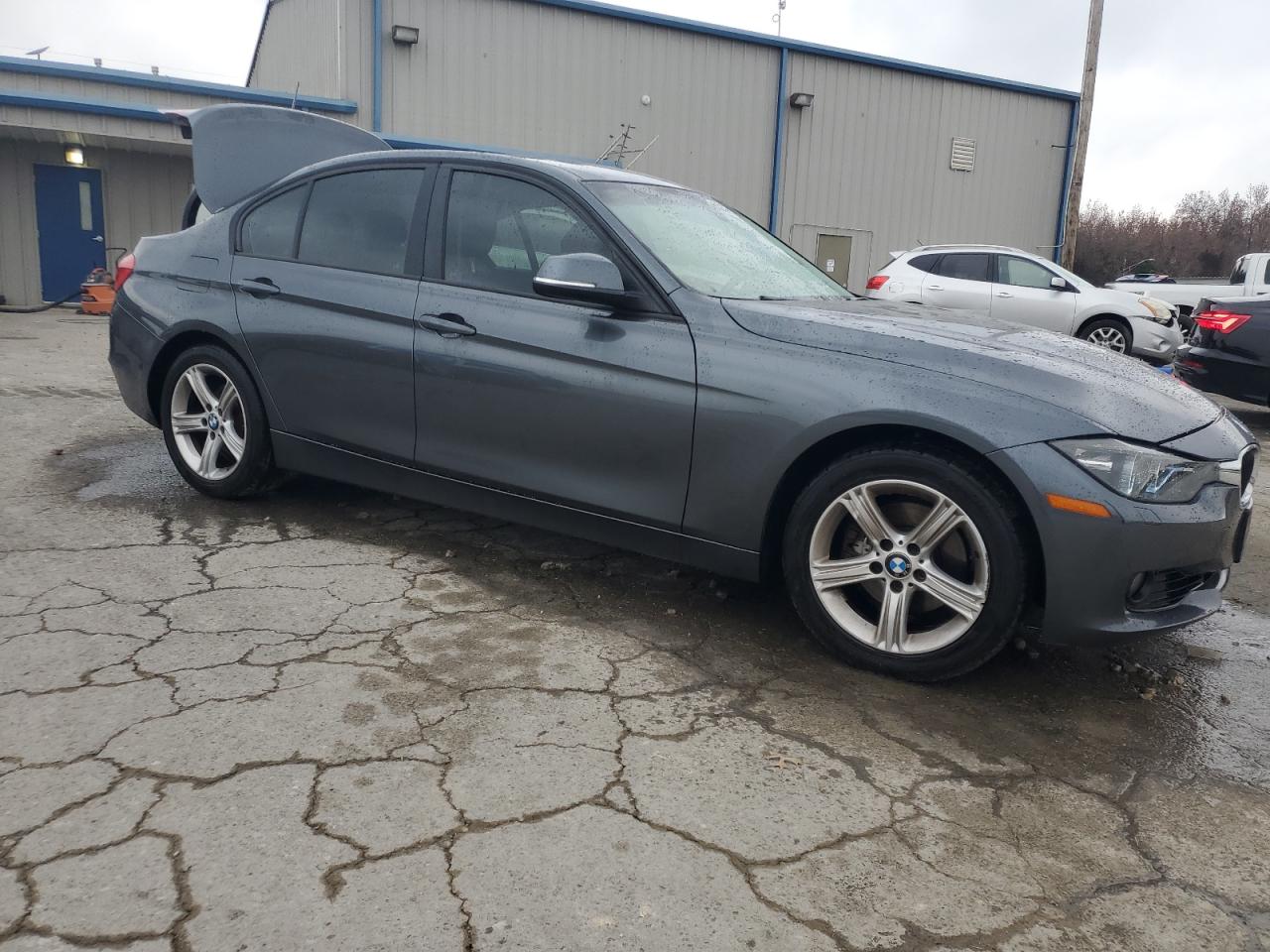 VIN WBA3B5G51DNS05614 2013 BMW 3 SERIES no.4