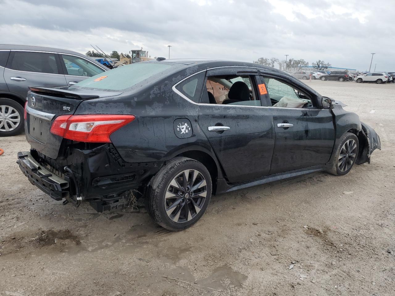 2017 Nissan Sentra - Image 3