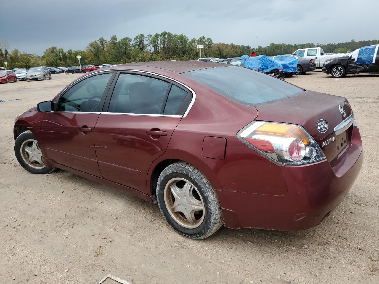 2012 Nissan Altima - Image 2