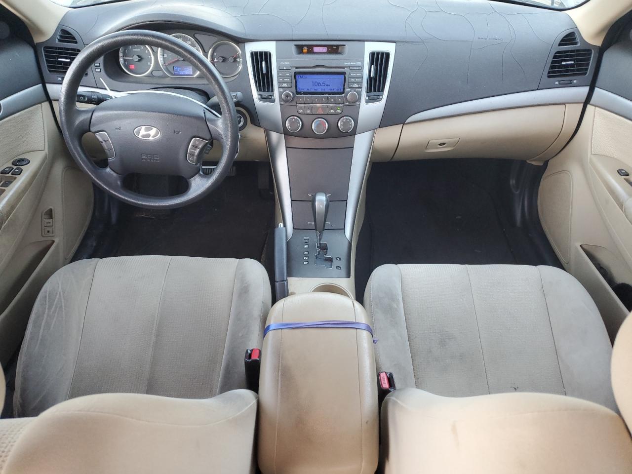 2009 Hyundai Sonata - Image 8