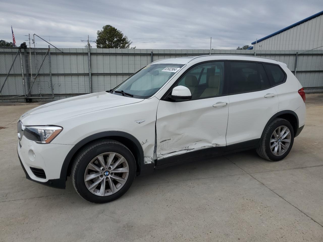 VIN 5UXWZ7C32H0V93952 2017 BMW X3 no.1