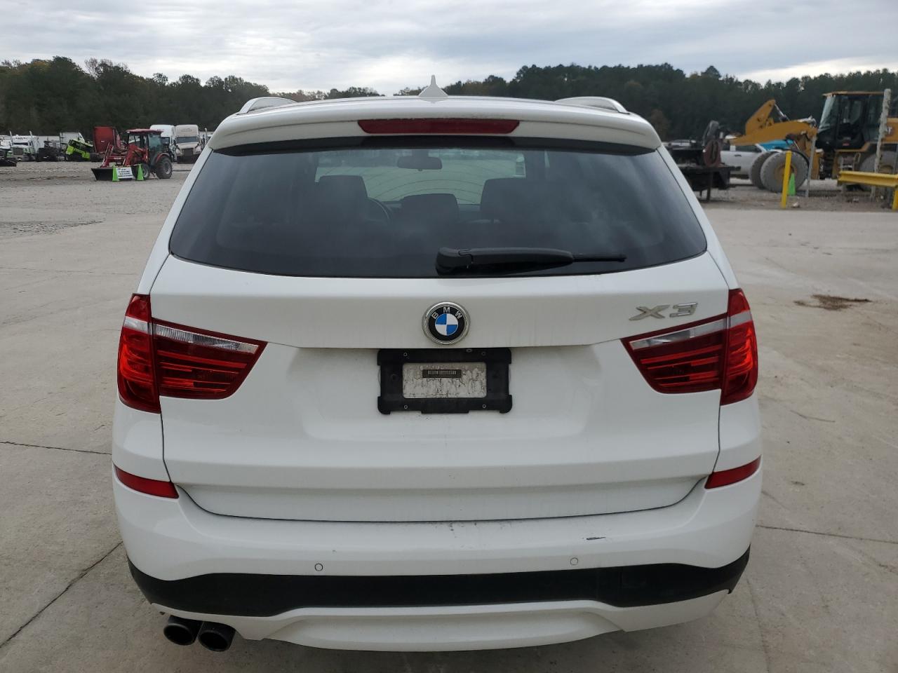 VIN 5UXWZ7C32H0V93952 2017 BMW X3 no.6