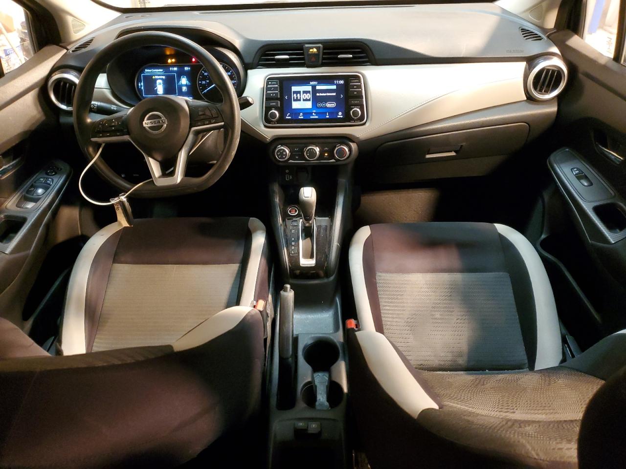 2021 Nissan Versa - Image 8