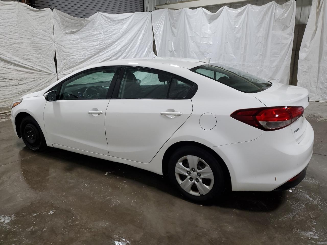 VIN 3KPFK4A73HE086950 2017 KIA FORTE no.2