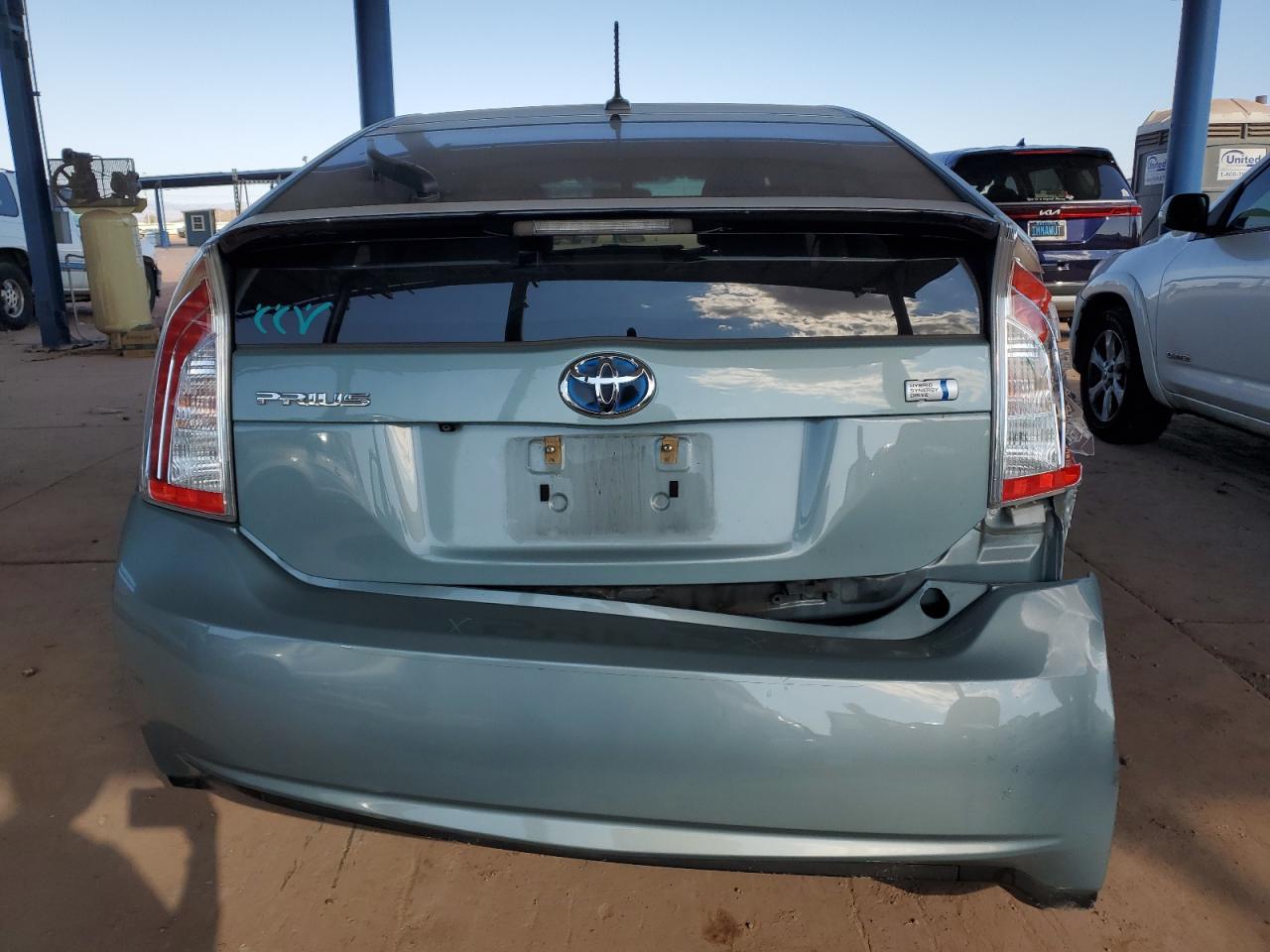 2014 Toyota Prius - Image 6