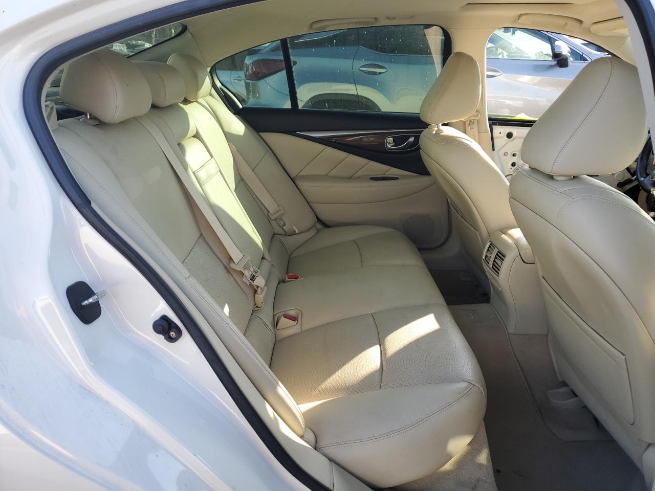 2014 Infiniti Q50 - Image 10