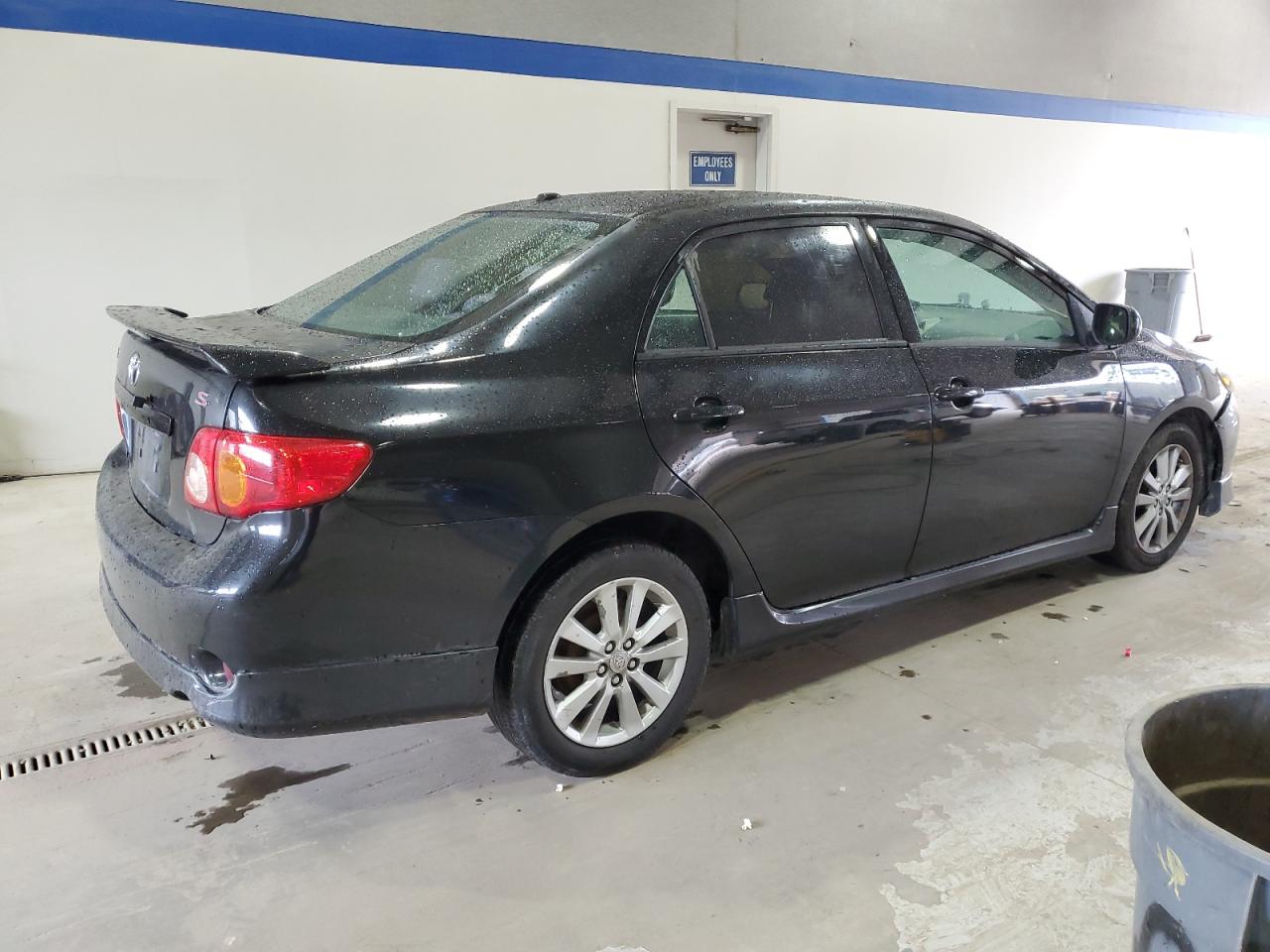 2010 Toyota Corolla - Image 3
