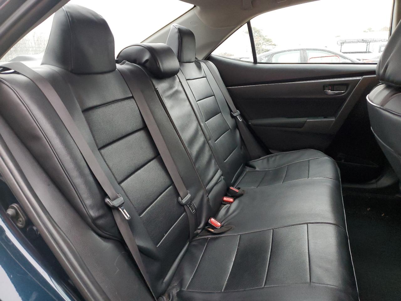 2018 Toyota Corolla L VIN: 5YFBURHEXJP789444 Lot: 86047314