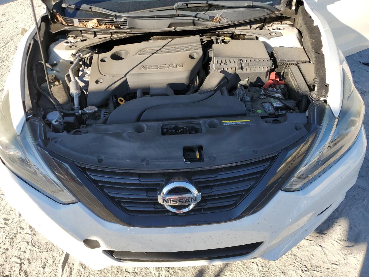 2018 Nissan Altima - Image 11