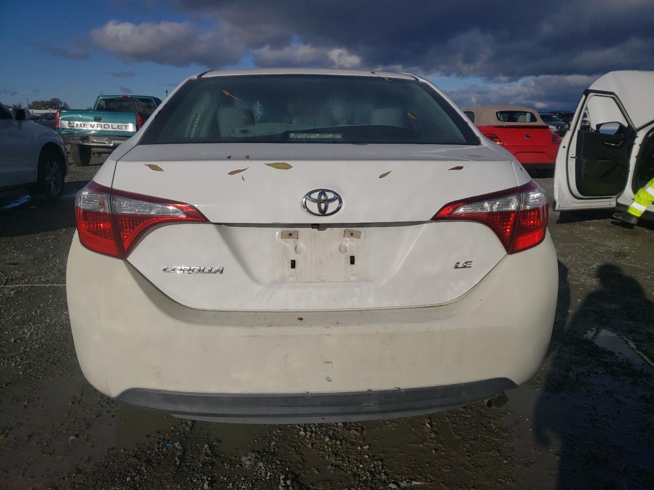 VIN 5YFBURHE5GP495524 2016 TOYOTA COROLLA no.6