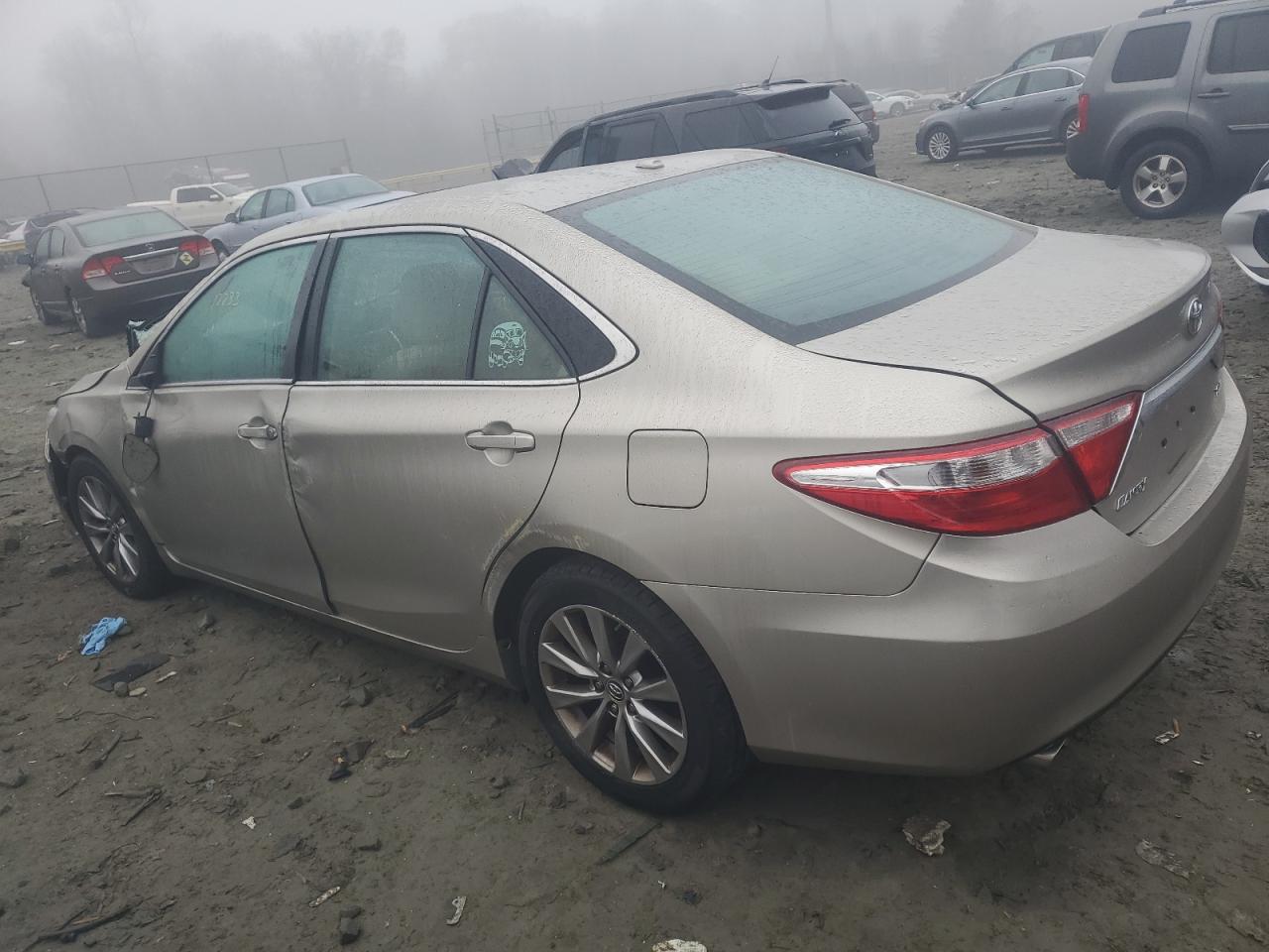 VIN 4T1BK1FK5FU564399 2015 TOYOTA CAMRY no.2