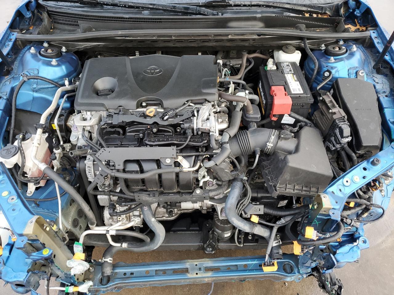 2020 Toyota Camry - Image 11