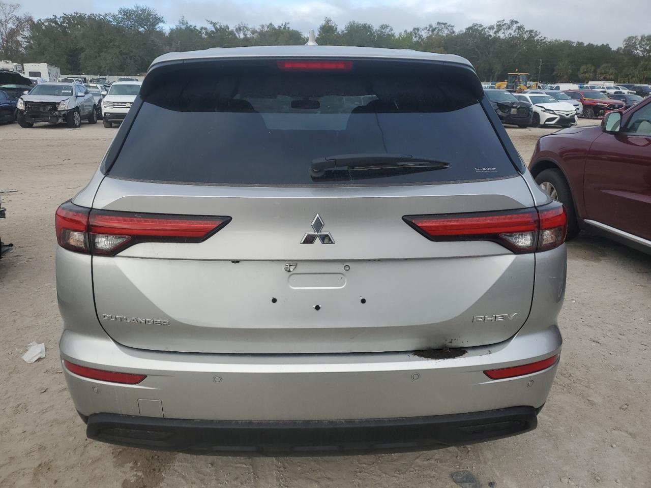 2024 Mitsubishi Outlander Es VIN: JA4T5UA99RZ033181 Lot: 85041524