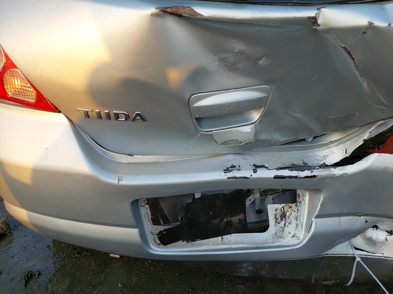 JN1CC13C68T010089 - 2008 Nissan TIIDA - #86786744