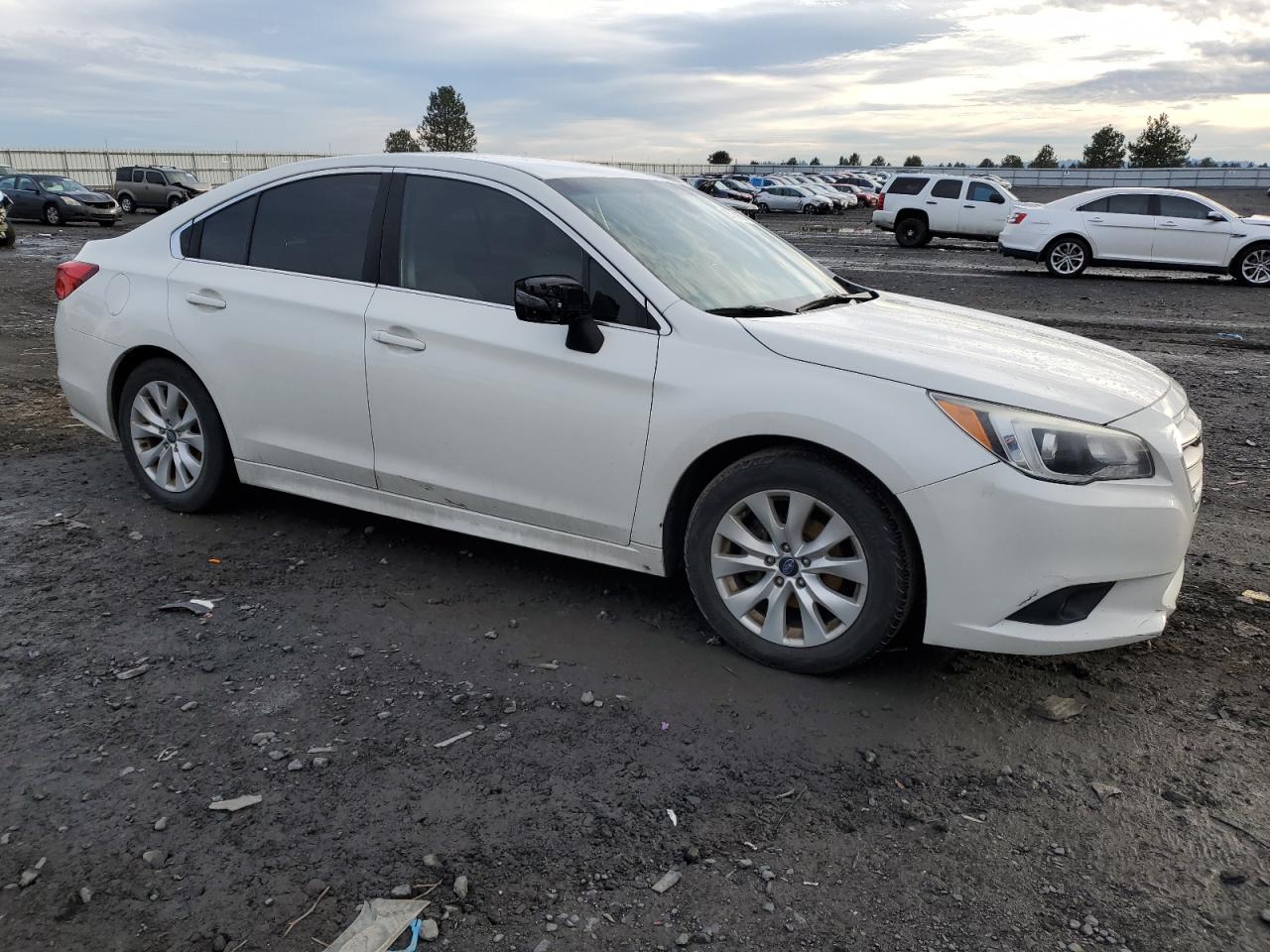 VIN 4S3BNAF63H3040935 2017 SUBARU LEGACY no.4