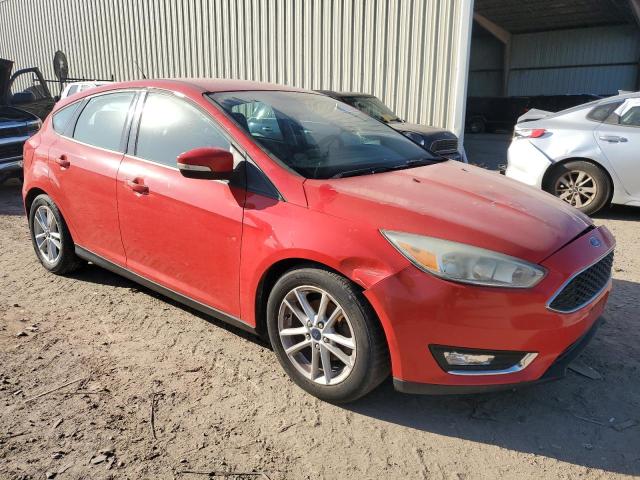  FORD FOCUS 2015 Красный