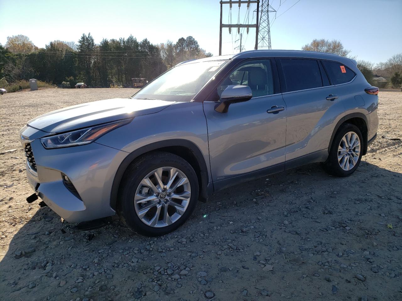 2024 Toyota Highlander - Image 1
