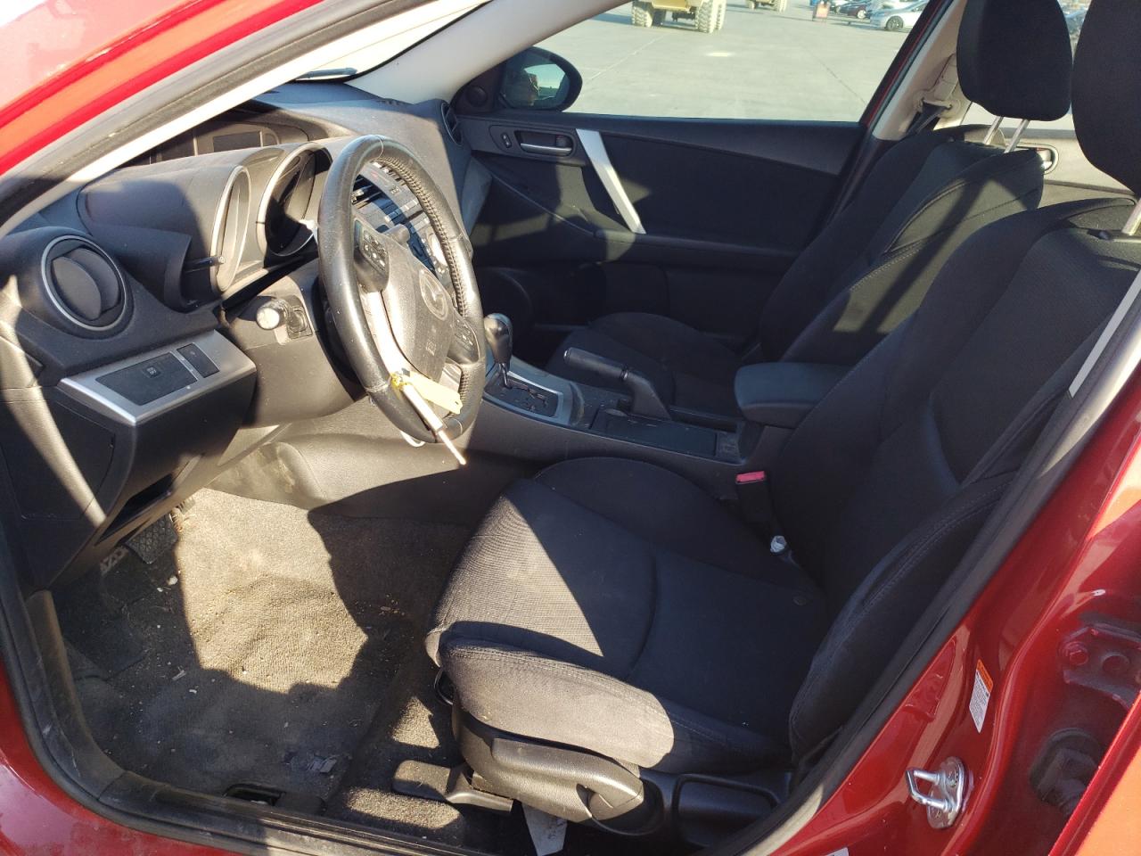 2011 Mazda 3 - Image 7