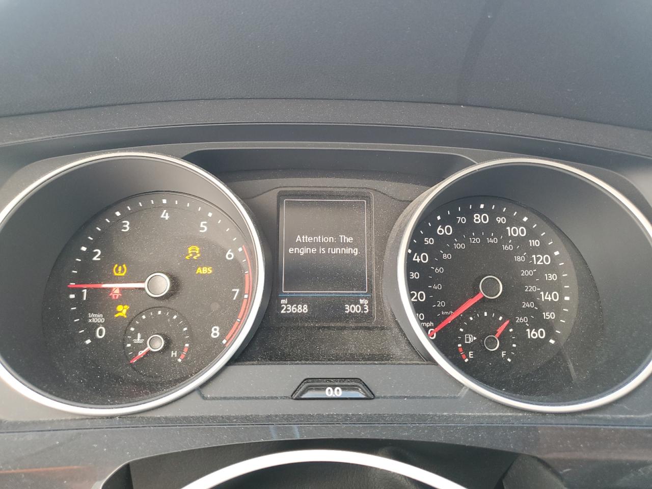 2021 Volkswagen Tiguan - Image 9