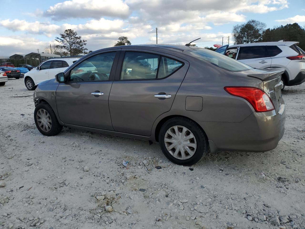 VIN 3N1CN7APXFL816389 2015 NISSAN VERSA no.2