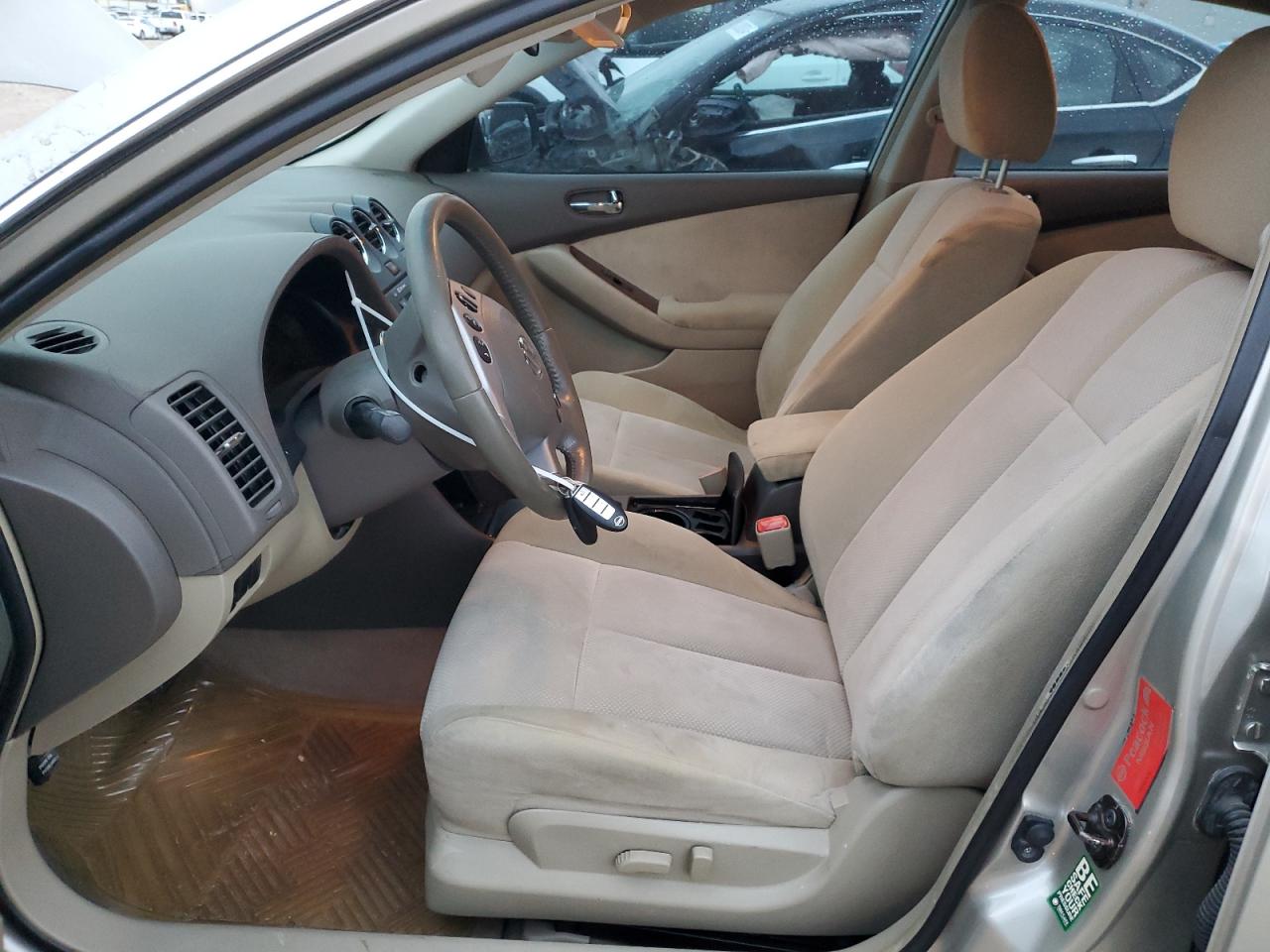 2009 Nissan Altima - Image 7