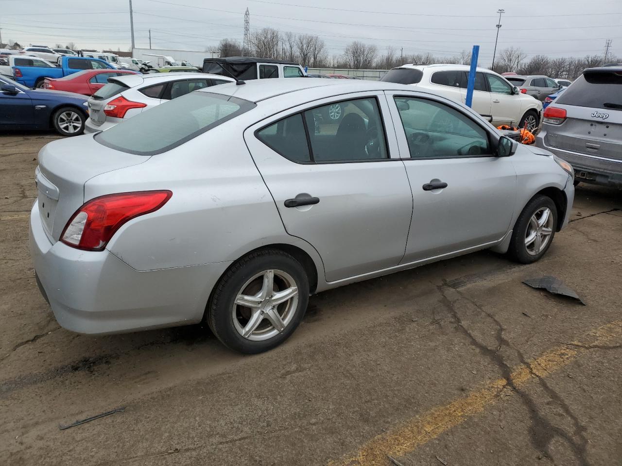 VIN 3N1CN7AP0GL841710 2016 NISSAN VERSA no.3