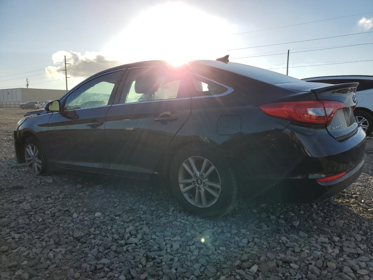 2017 Hyundai Sonata - Image 2