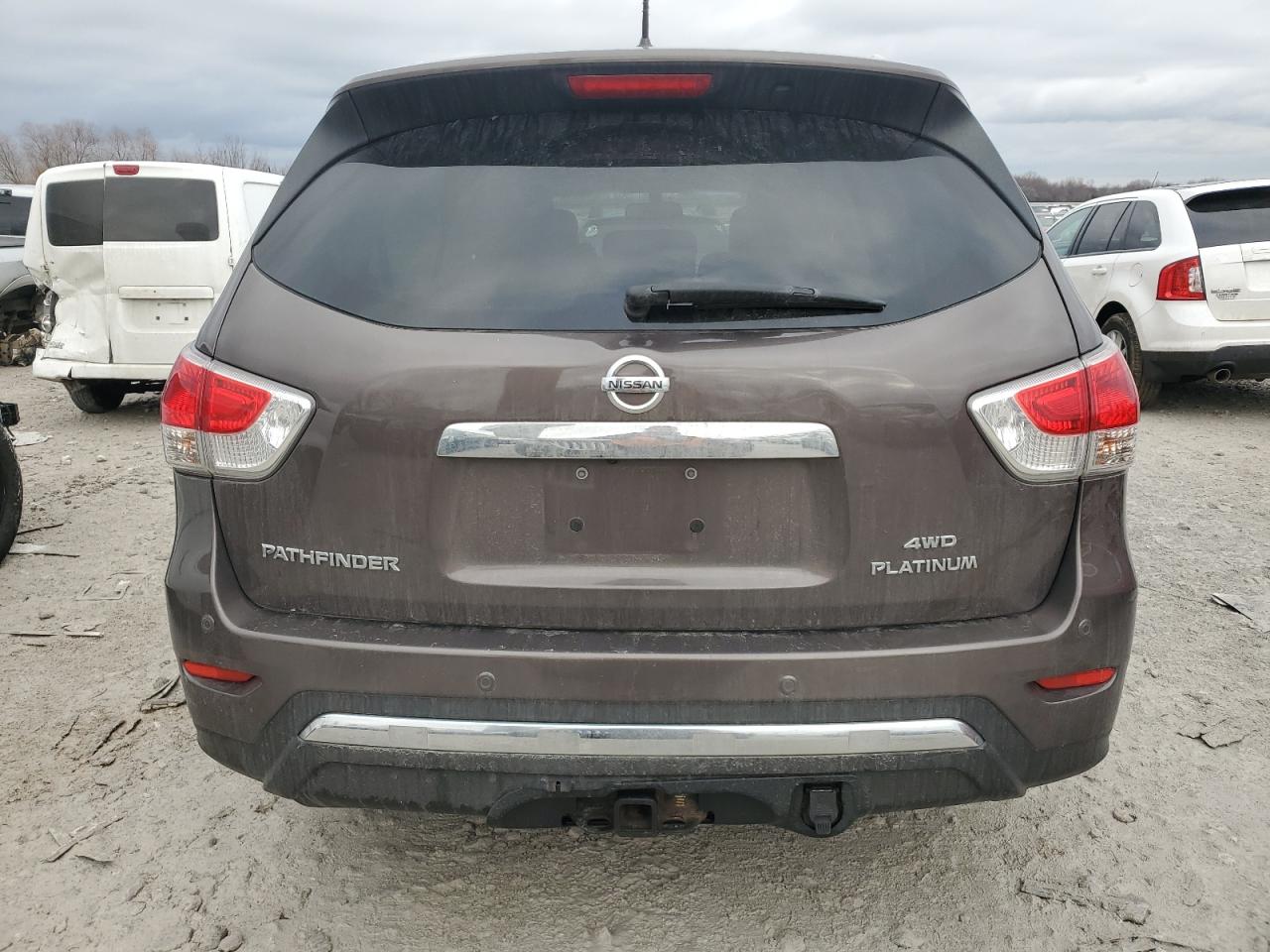 2015 Nissan Pathfinder - Image 6