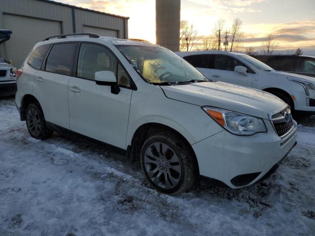  SUBARU FORESTER 2015 Белы