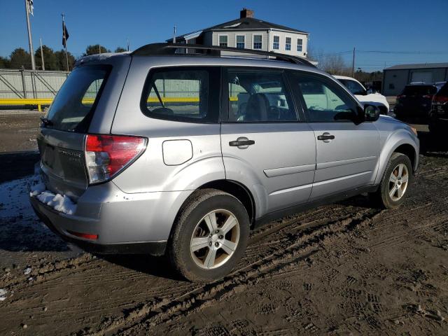  SUBARU FORESTER 2012 Srebrny