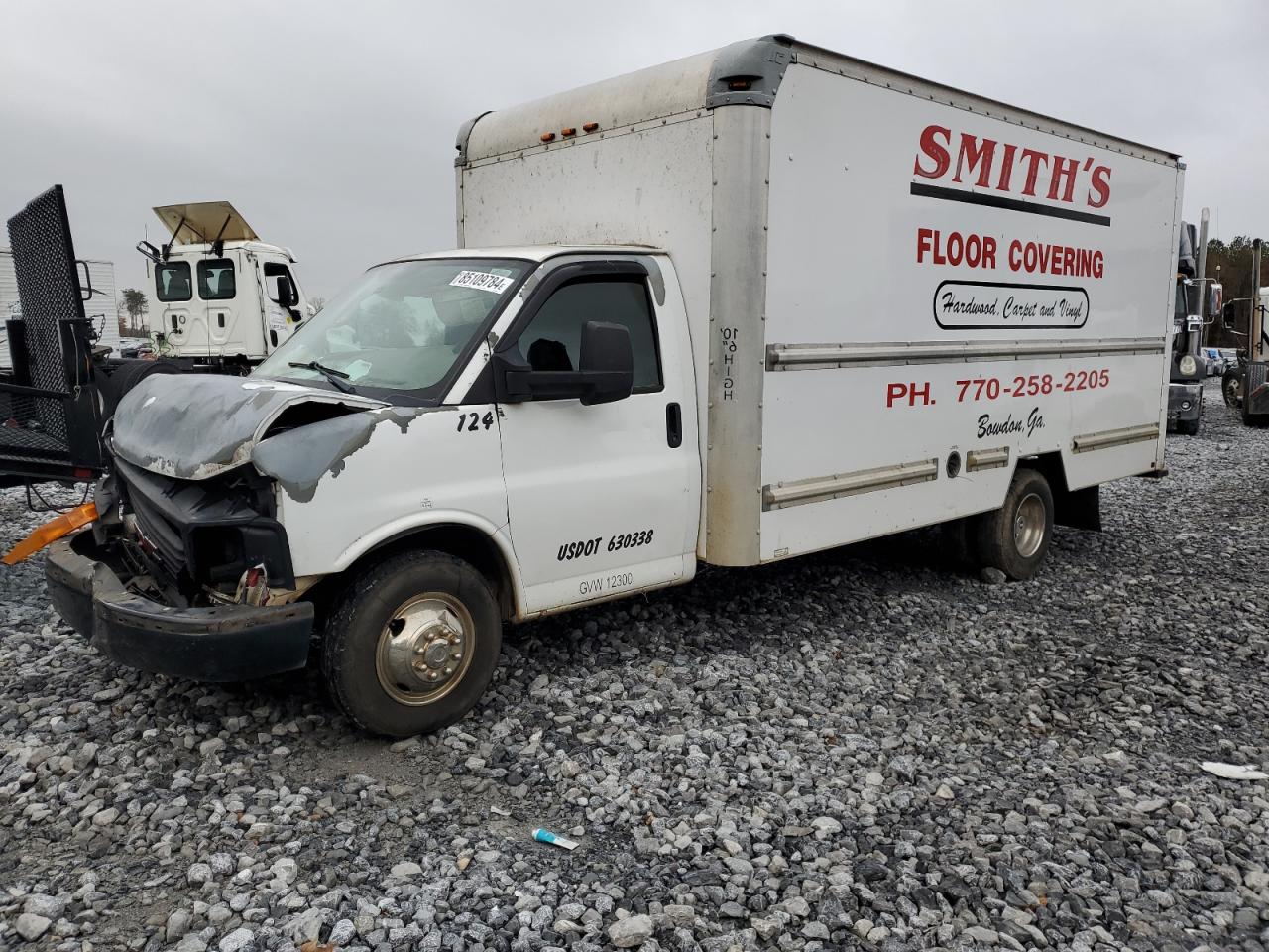 2010 GMC Savana - Image 1