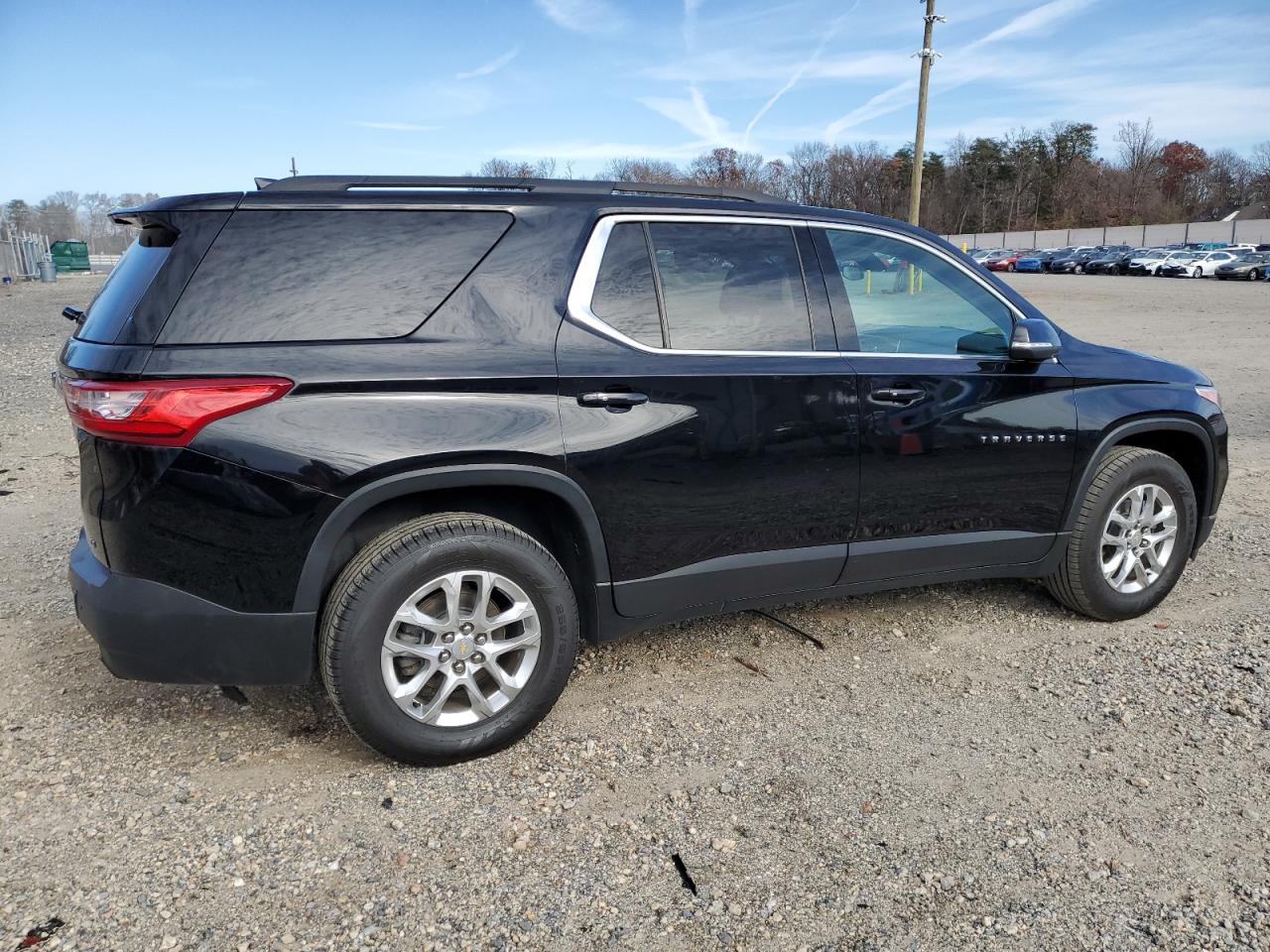 2021 Chevrolet Traverse - Image 3