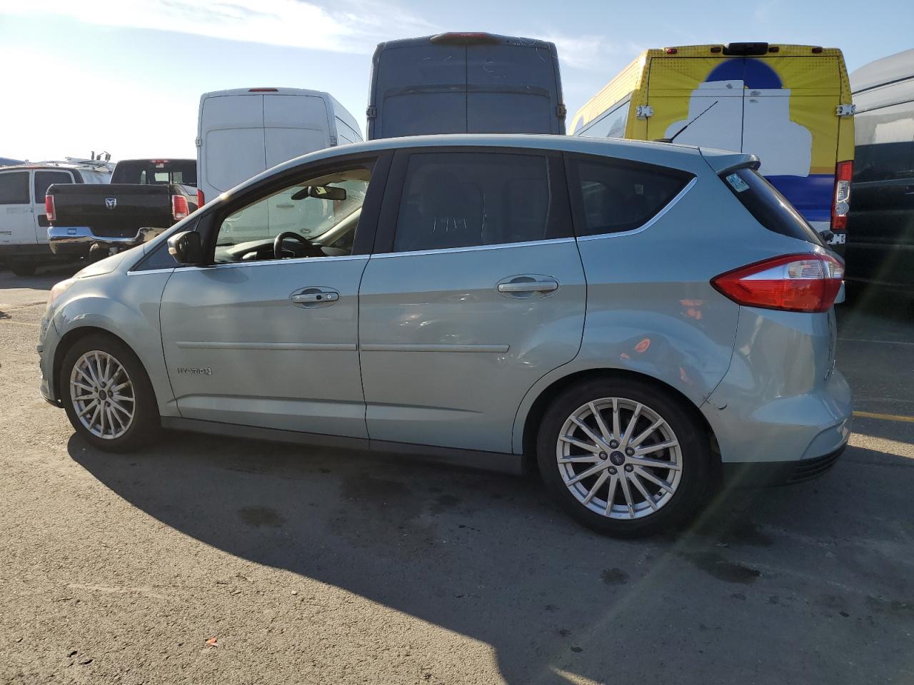 VIN 1FADP5BU9DL551306 2013 FORD CMAX no.2