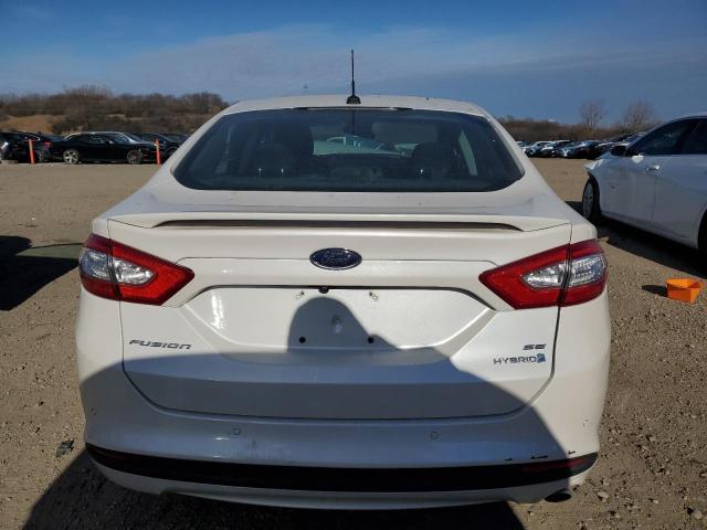 Sedans FORD FUSION 2015 Biały