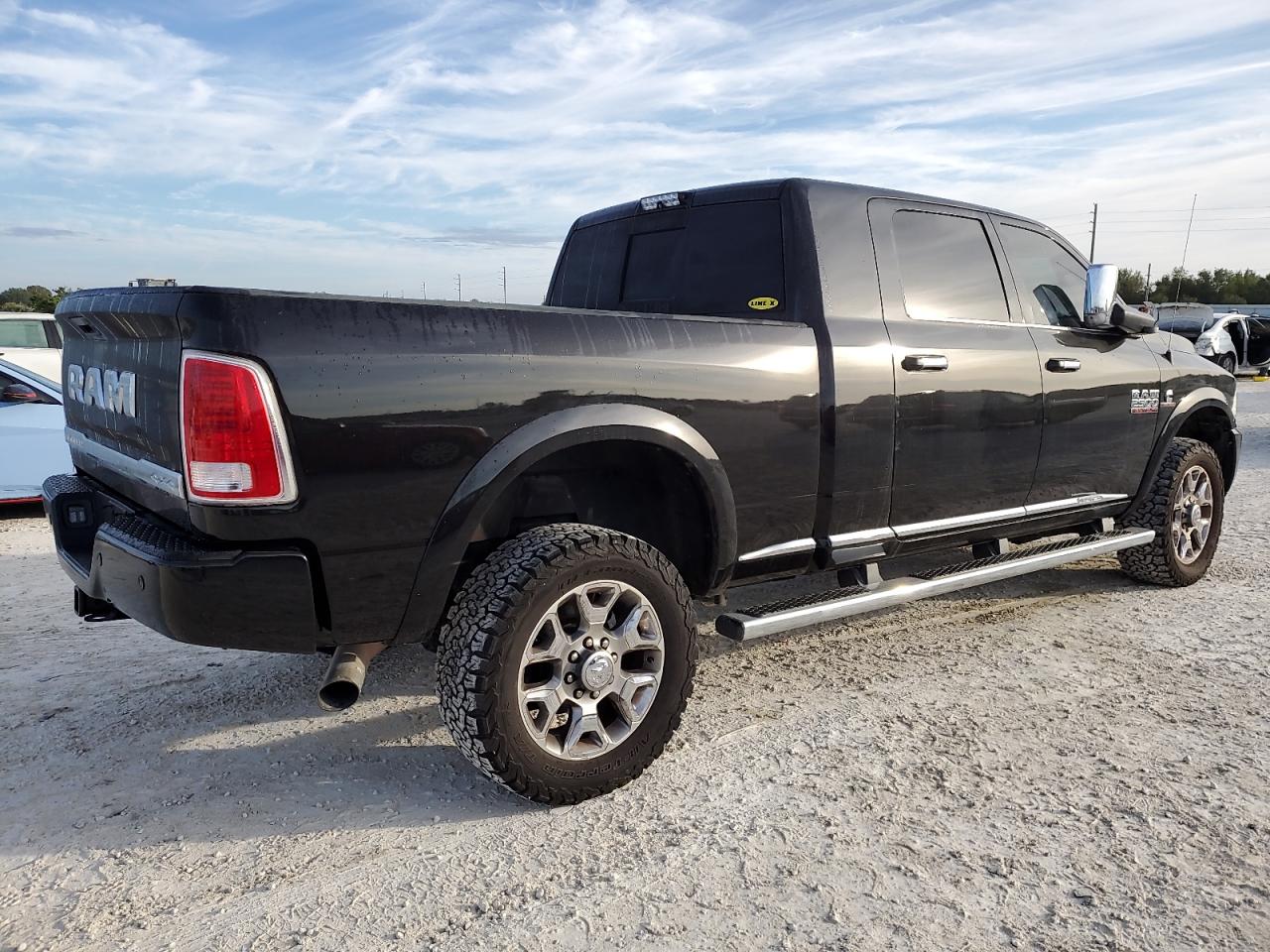 2018 RAM 2500 - Image 3