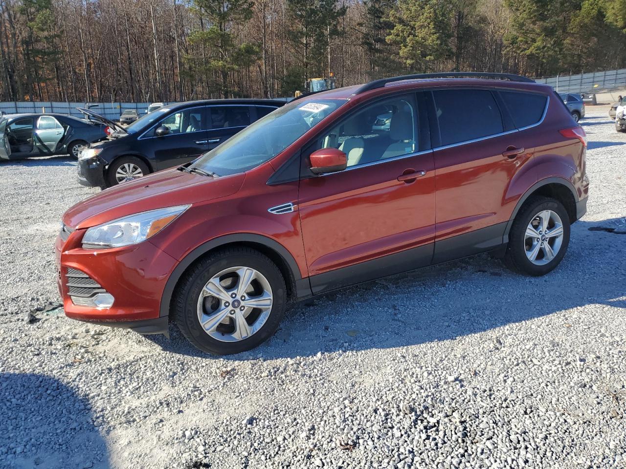 VIN 1FMCU0GX8GUA23111 2016 FORD ESCAPE no.1