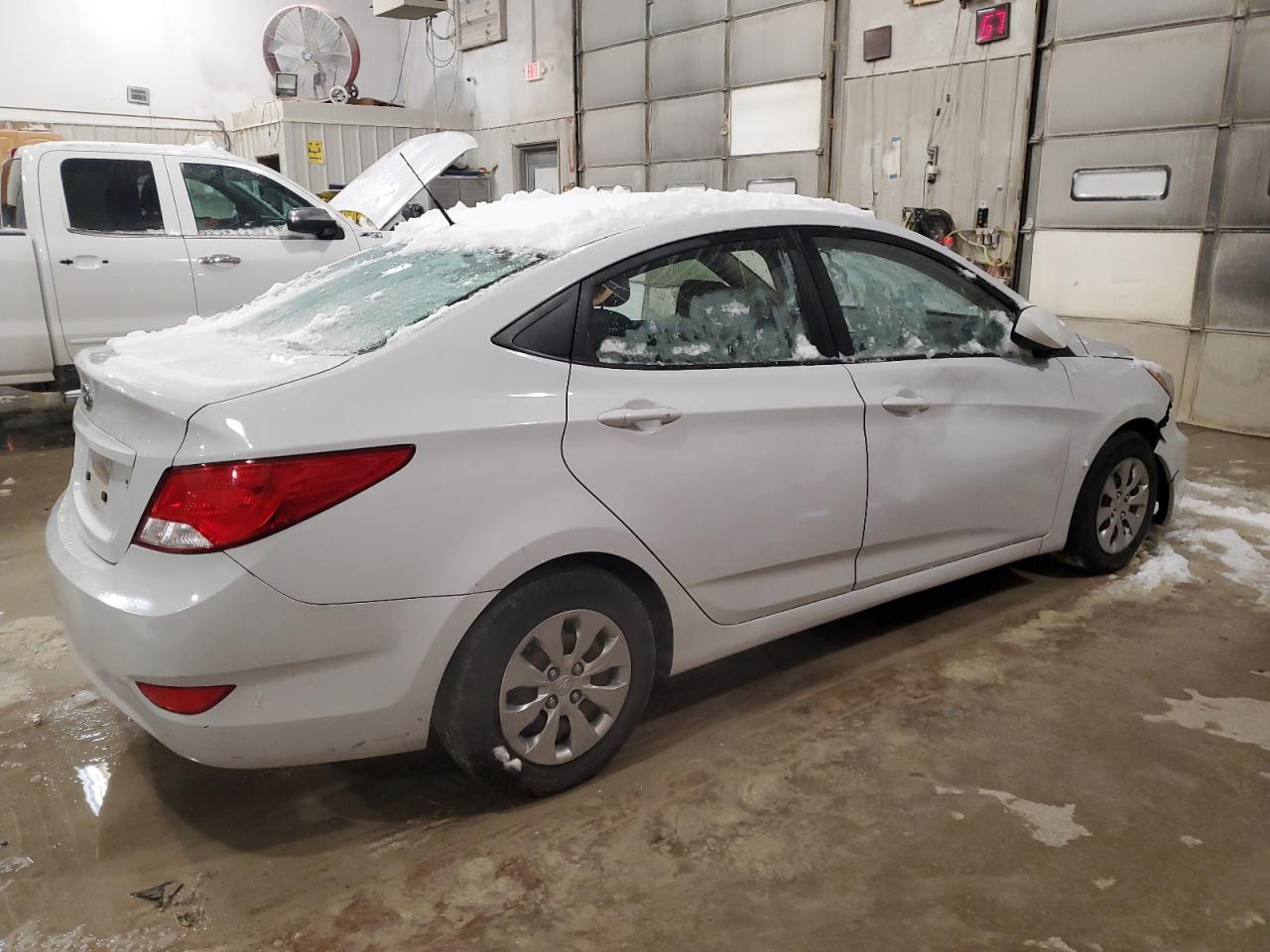 2017 Hyundai Accent - Image 3