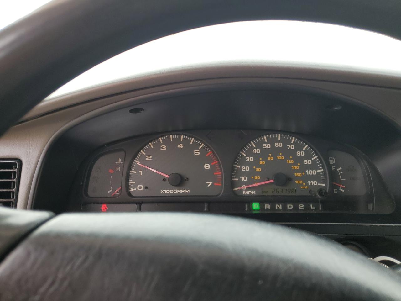 2002 Toyota 4Runner - Image 9