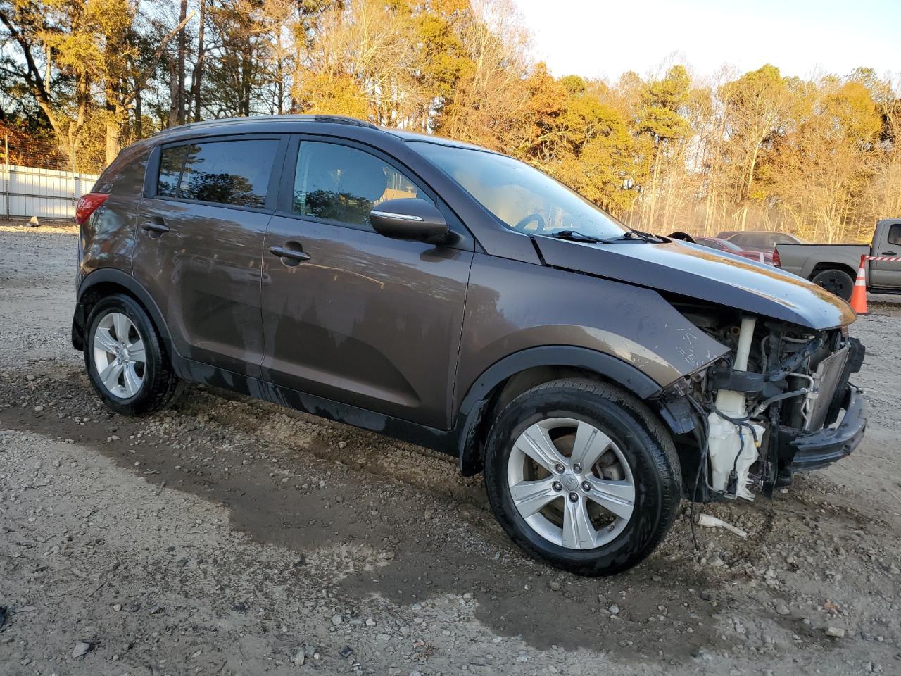 VIN KNDPB3A24D7499568 2013 KIA SPORTAGE no.4