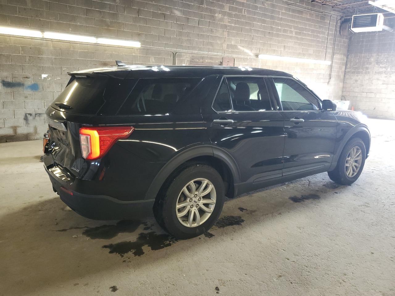 2021 Ford Explorer - Image 3