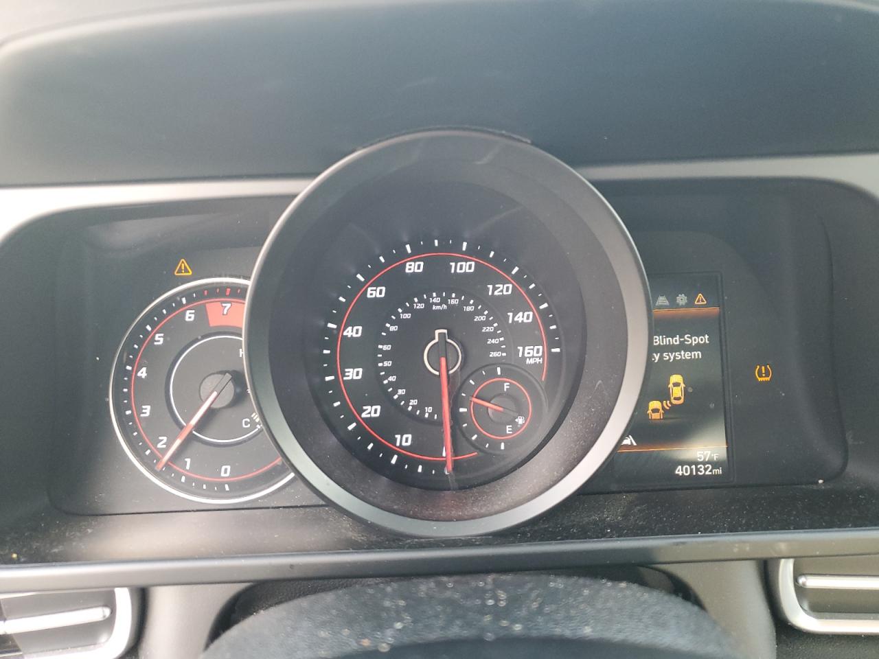 2021 Hyundai Elantra - Image 9