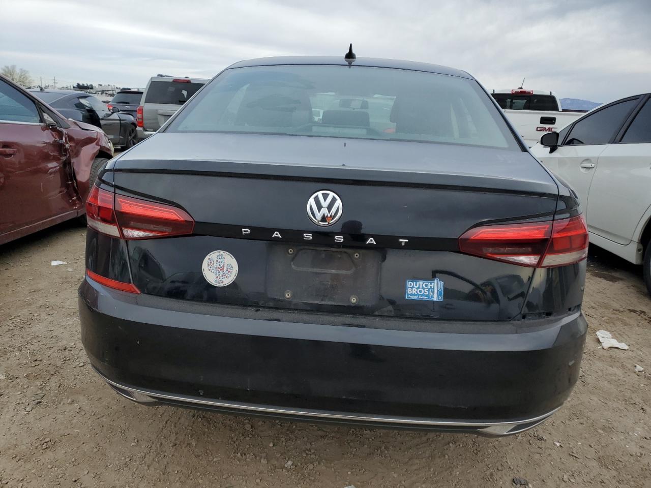 2021 Volkswagen Passat - Image 6