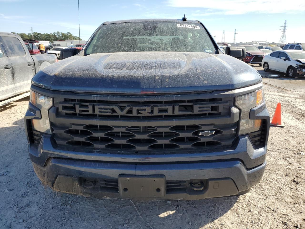 2022 Chevrolet Silverado - Image 5