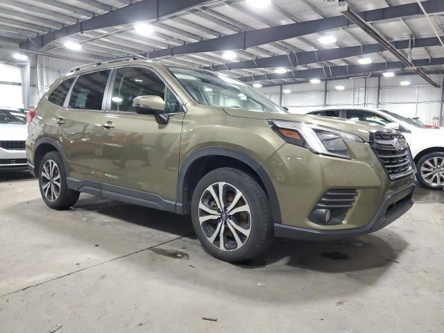  SUBARU FORESTER 2023 Зеленый