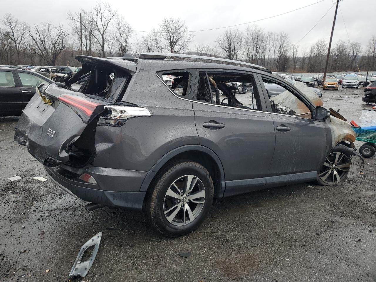 2018 Toyota RAV 4 - Image 3