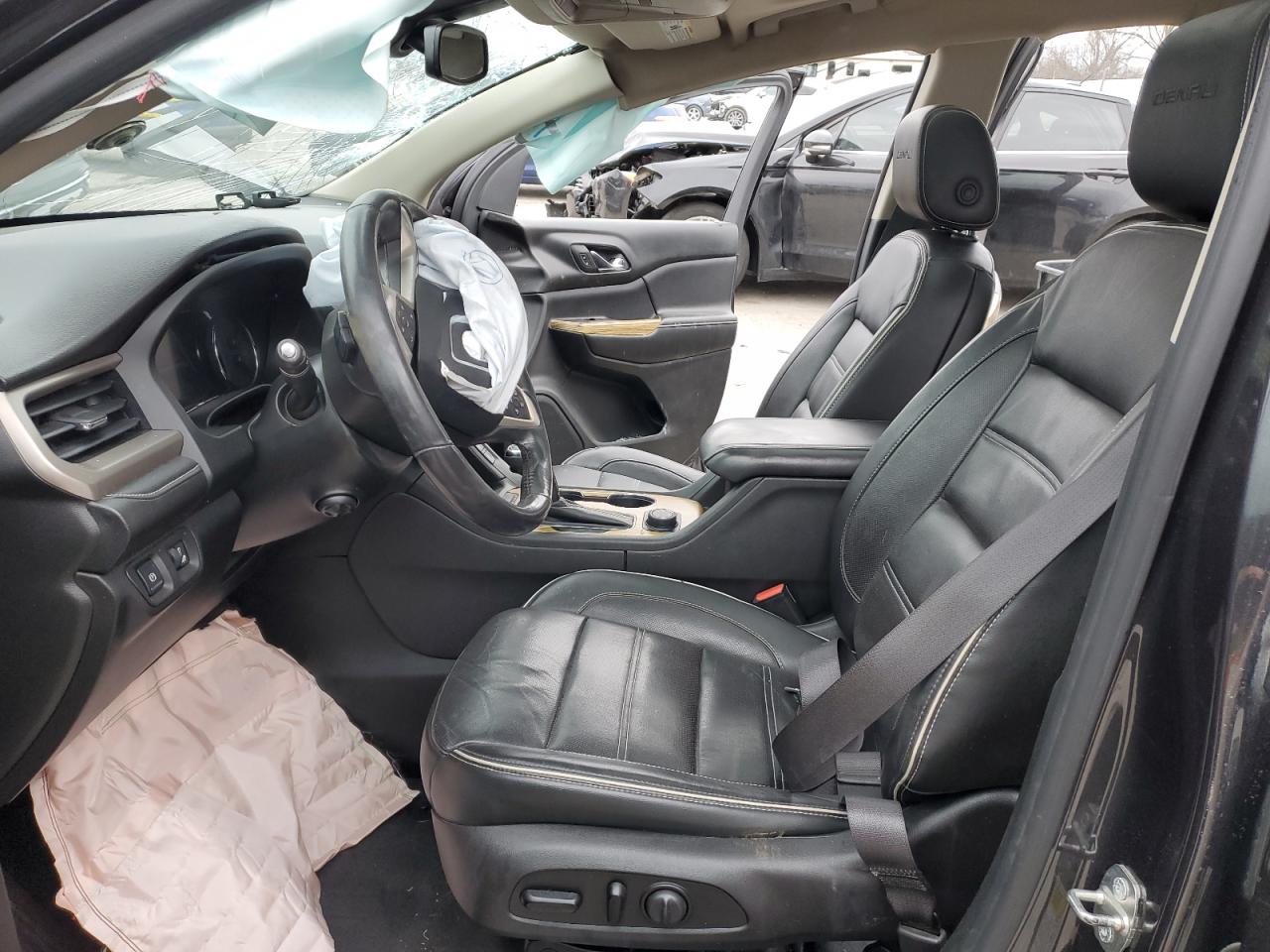 2017 GMC Acadia - Image 7